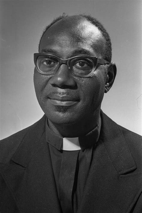 C.T. WILLIAMS .